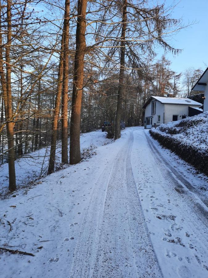 La Pinede - Charmante Maison De Village Hotton Kültér fotó